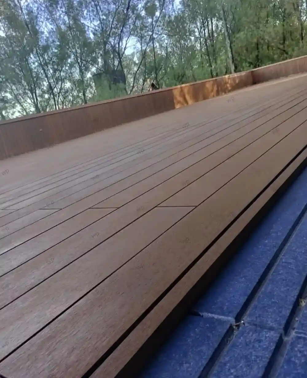 Pavimentos e Decks