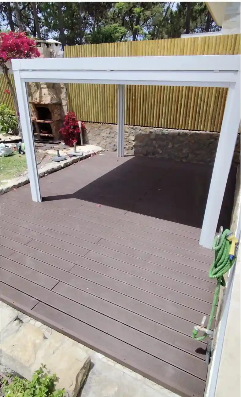 Pavimentos e Decks